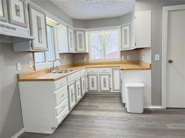 61 Cliffmor Street, Rochester, NY 14609