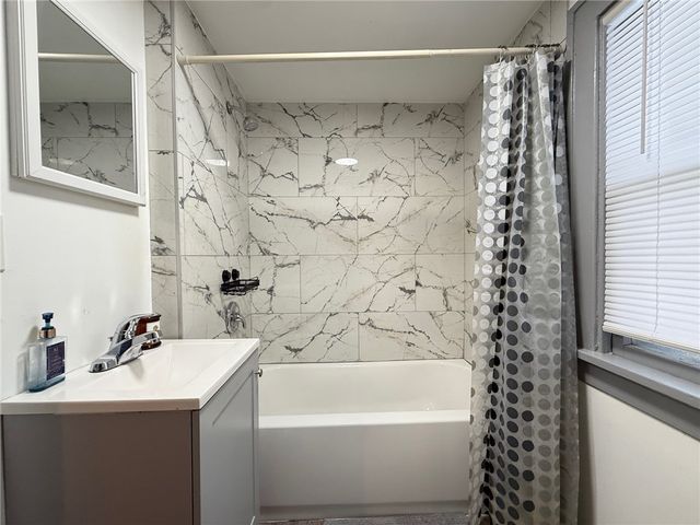 61 Cliffmor Street, Rochester, NY 14609