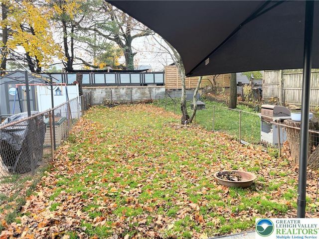 633 Maple Street, Bethlehem City, PA 18018