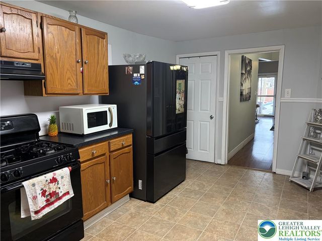 633 Maple Street, Bethlehem City, PA 18018