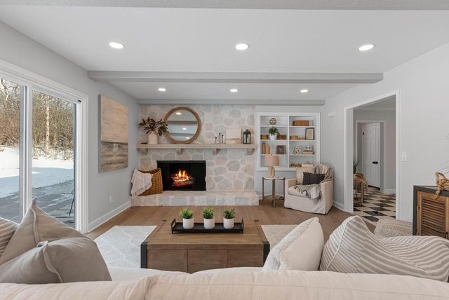 10525 N Fairway LANE, Mequon, WI 53092