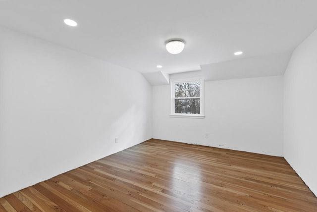 10525 N Fairway LANE, Mequon, WI 53092