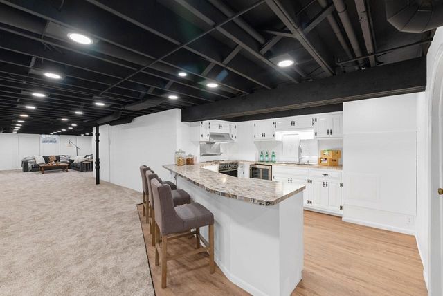 10525 N Fairway LANE, Mequon, WI 53092