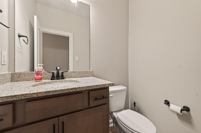 1010 Gentle Nook Drive, Beasley, TX 77417