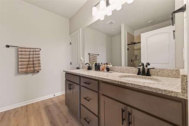 1010 Gentle Nook Drive, Beasley, TX 77417