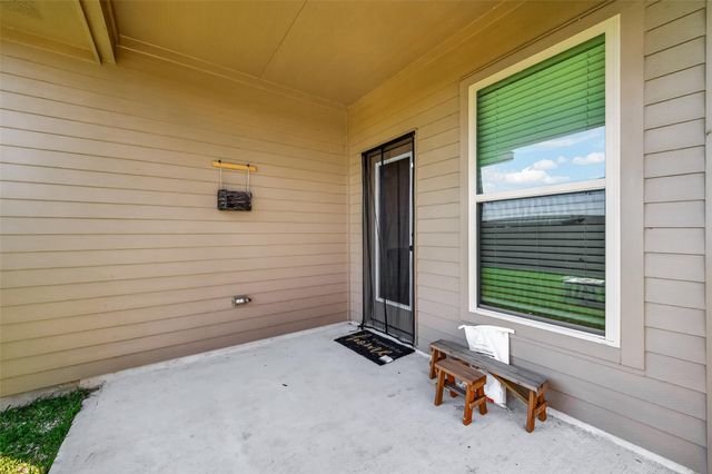 1010 Gentle Nook Drive, Beasley, TX 77417