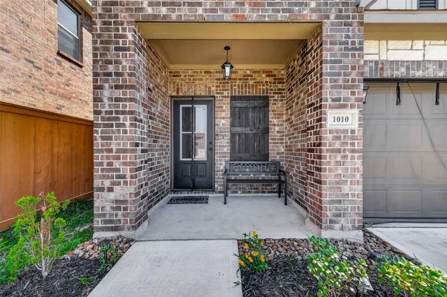 1010 Gentle Nook Drive, Beasley, TX 77417