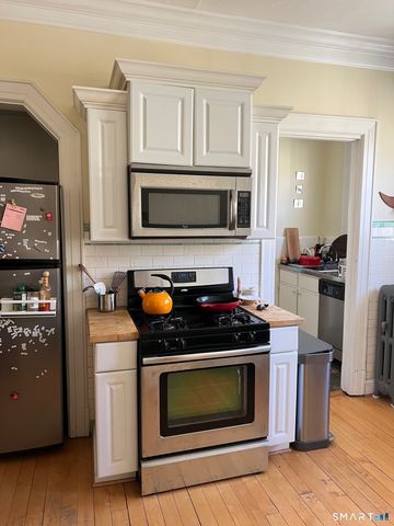 826 Orange Street 2, New Haven, CT 06511