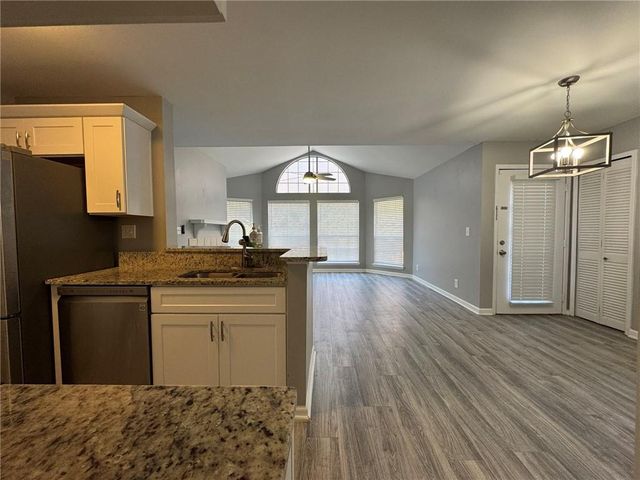 105 Hawkstone Way, Alpharetta, GA 30022