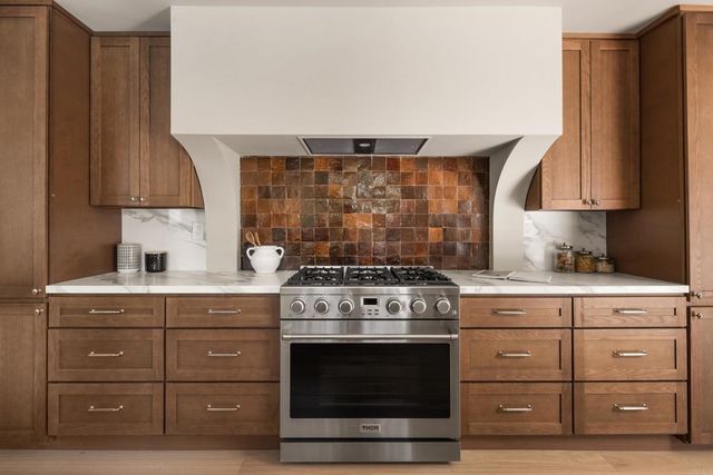 12441 La Bella Dr, North Tustin, CA 92705