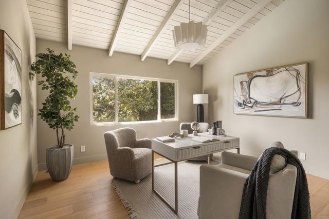 12441 La Bella Dr, North Tustin, CA 92705