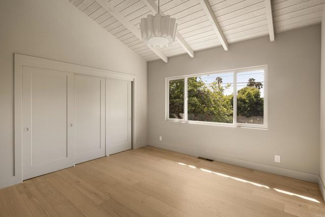 12441 La Bella Dr, North Tustin, CA 92705