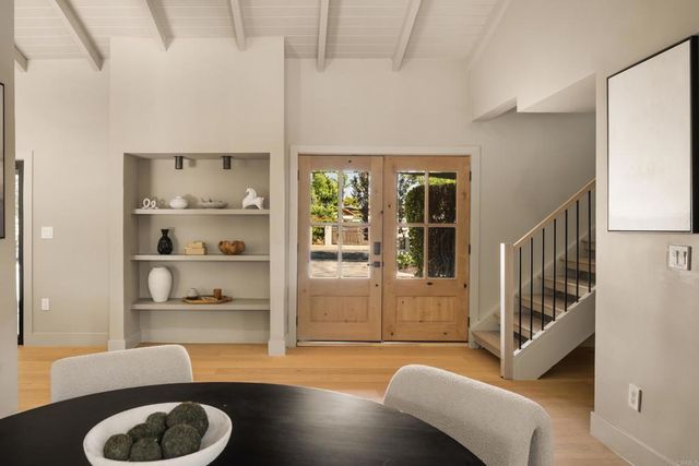 12441 La Bella Dr, North Tustin, CA 92705