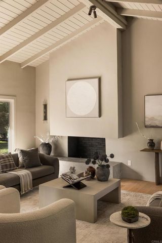 12441 La Bella Dr, North Tustin, CA 92705