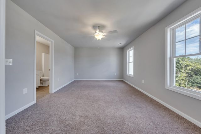 3732 Greenway DR, Roanoke, VA 24018