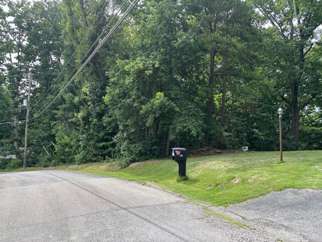 108 Ridgecrest Circle, Rossville, GA 30741