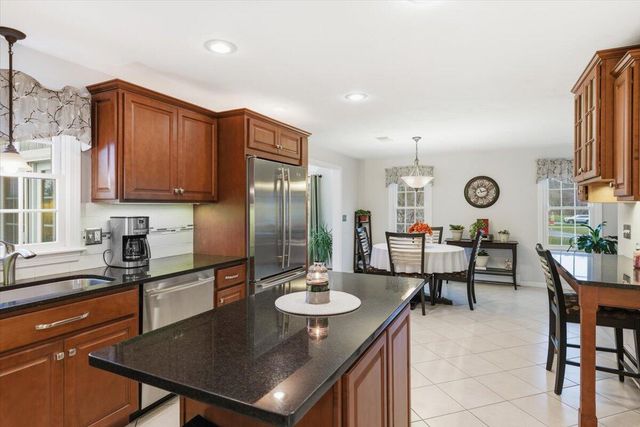 16 Palmer Mill Road, Halifax, MA 02338