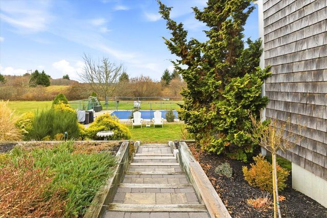 16 Palmer Mill Road, Halifax, MA 02338