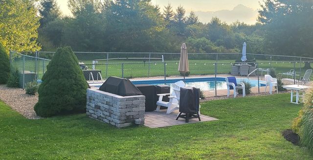 16 Palmer Mill Road, Halifax, MA 02338