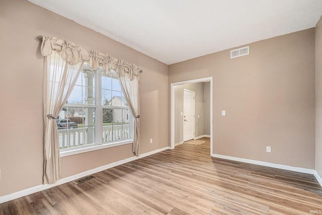 57210 White Pine Trail, South Bend, IN 46619