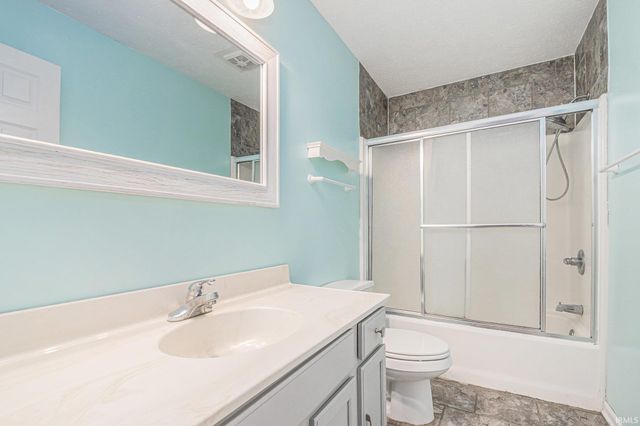 57210 White Pine Trail, South Bend, IN 46619