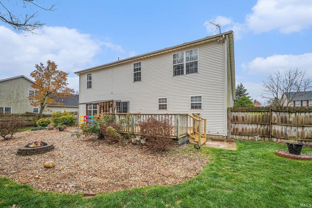 57210 White Pine Trail, South Bend, IN 46619
