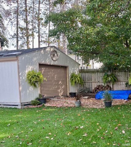 57210 White Pine Trail, South Bend, IN 46619