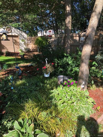 57210 White Pine Trail, South Bend, IN 46619