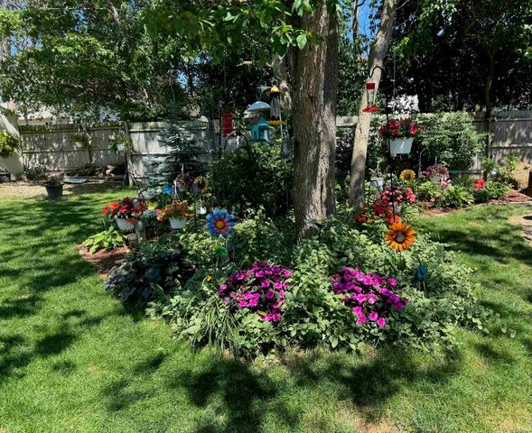 57210 White Pine Trail, South Bend, IN 46619