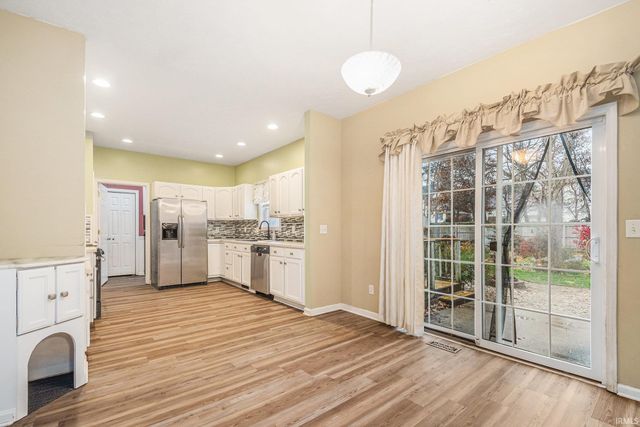 57210 White Pine Trail, South Bend, IN 46619