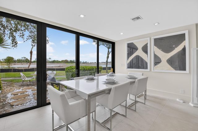403 Bridgewood Court, Boca Raton, FL 33434