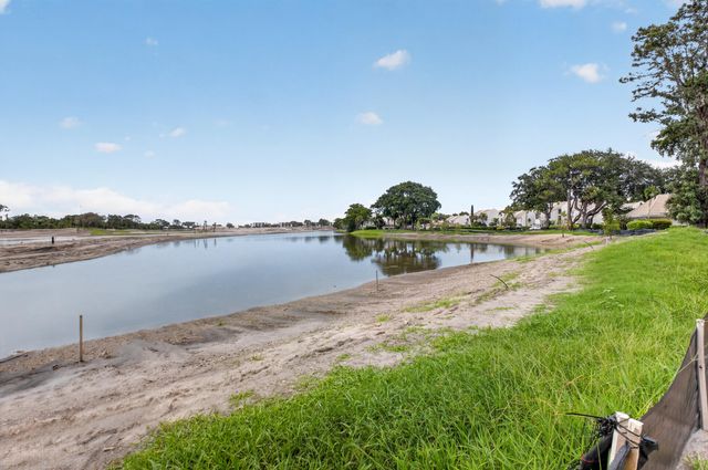 403 Bridgewood Court, Boca Raton, FL 33434