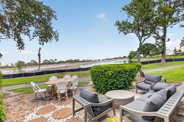 403 Bridgewood Court, Boca Raton, FL 33434