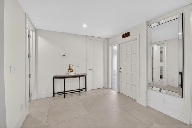 403 Bridgewood Court, Boca Raton, FL 33434