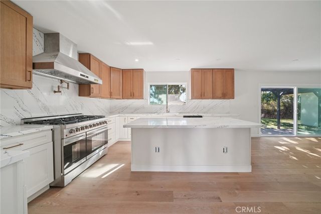 1098 Syracuse, Claremont, CA 91711