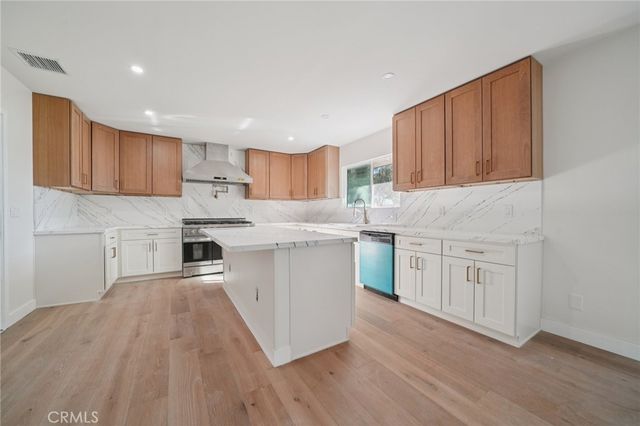 1098 Syracuse, Claremont, CA 91711