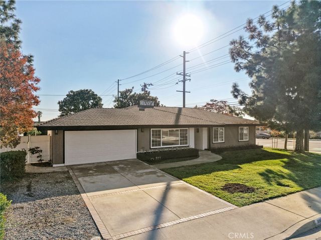 1098 Syracuse, Claremont, CA 91711