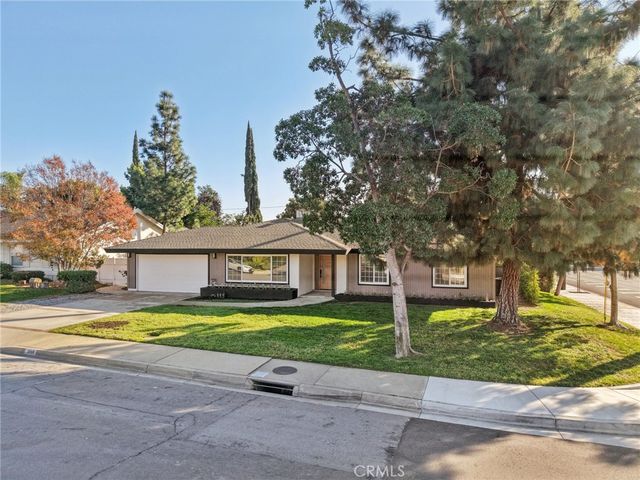 1098 Syracuse, Claremont, CA 91711