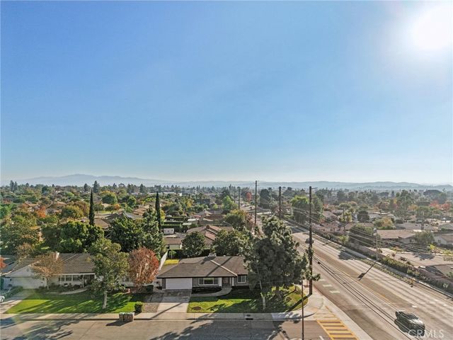 1098 Syracuse, Claremont, CA 91711
