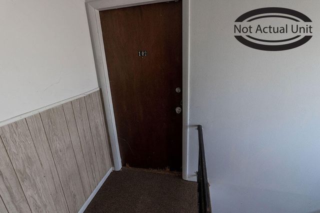 2904 LEEWAY DR C, Columbia, MO 65202