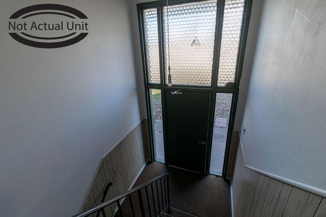 2904 LEEWAY DR C, Columbia, MO 65202