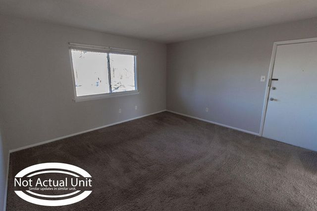 2904 LEEWAY DR C, Columbia, MO 65202