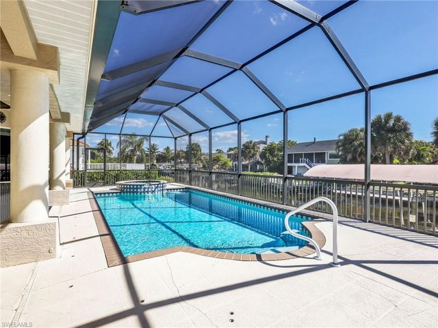 5381 Harborage DR, Fort Myers, FL 33908