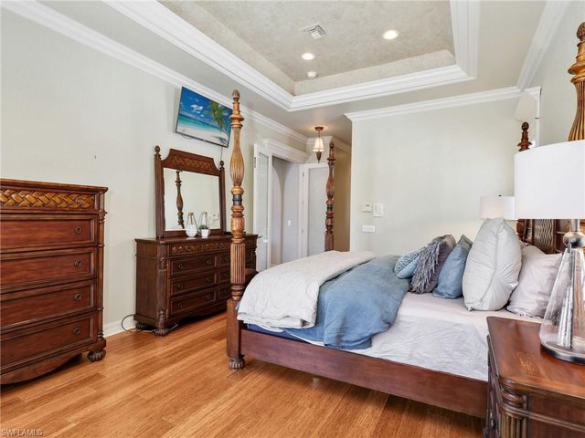 5381 Harborage DR, Fort Myers, FL 33908