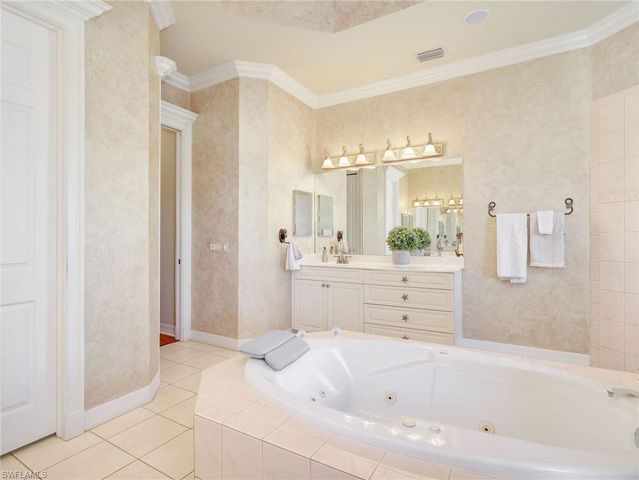 5381 Harborage DR, Fort Myers, FL 33908