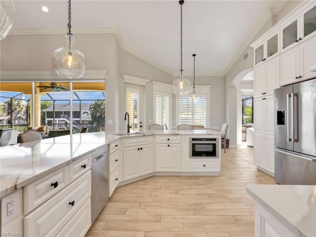 5381 Harborage DR, Fort Myers, FL 33908