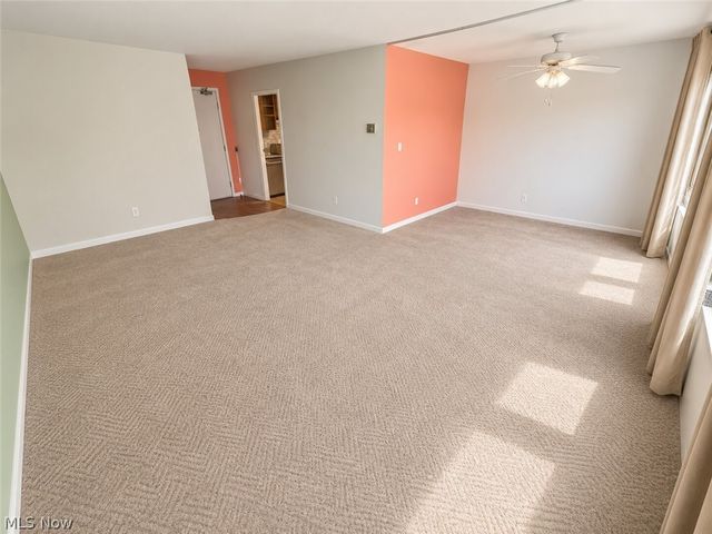 12520 Edgewater Drive 309, Lakewood, OH 44107