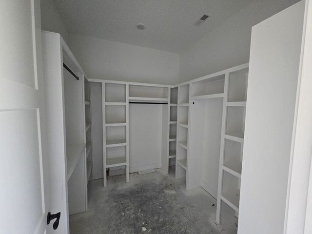 83 Hickory Grove Dr, Morrison, TN 37357