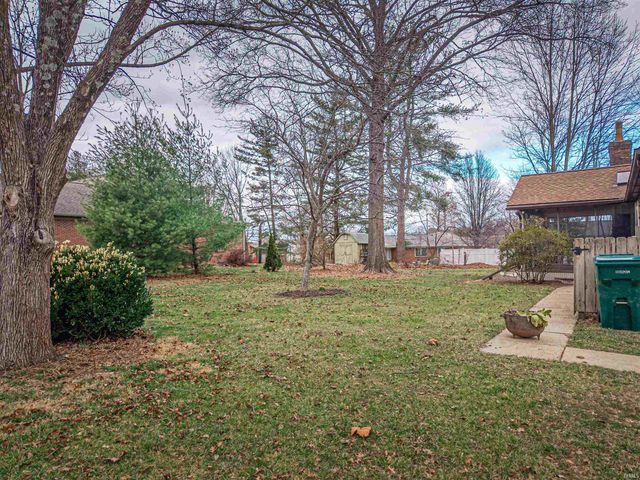 3512 Eastbrooke Drive, Evansville, IN 47711