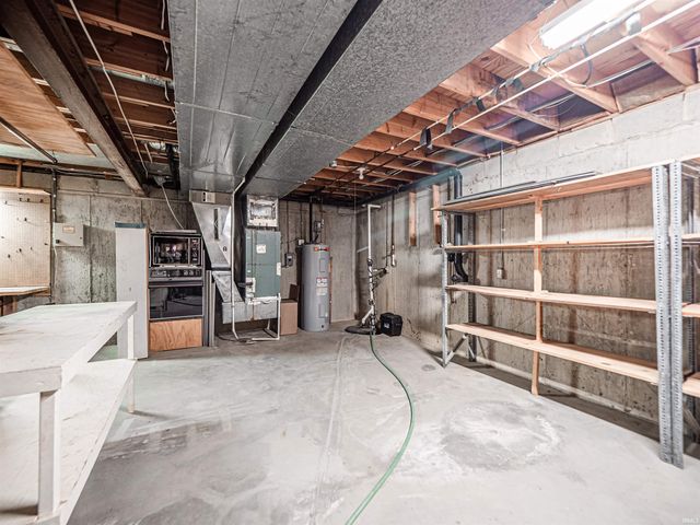 3512 Eastbrooke Drive, Evansville, IN 47711